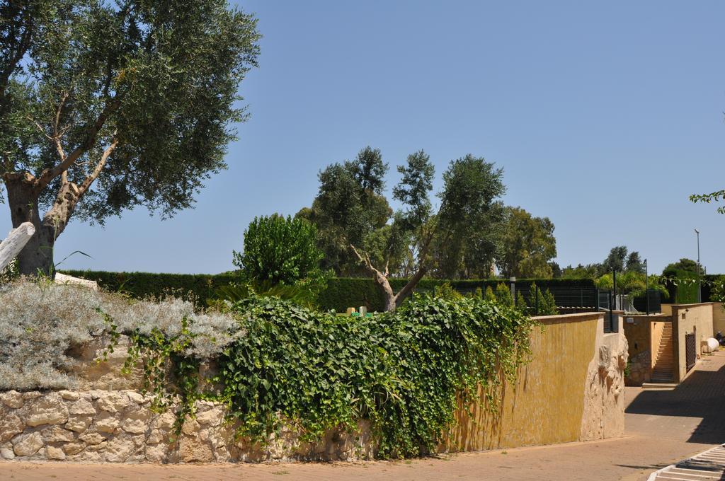Bed & Breakfast Giardini Di Marzo Lecce Exterior foto
